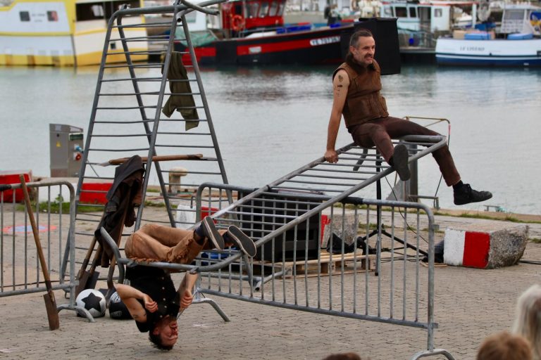 Lombric Spaghetti au festival Les Berniques 2025 (©)Olivier-Gadal.jpg